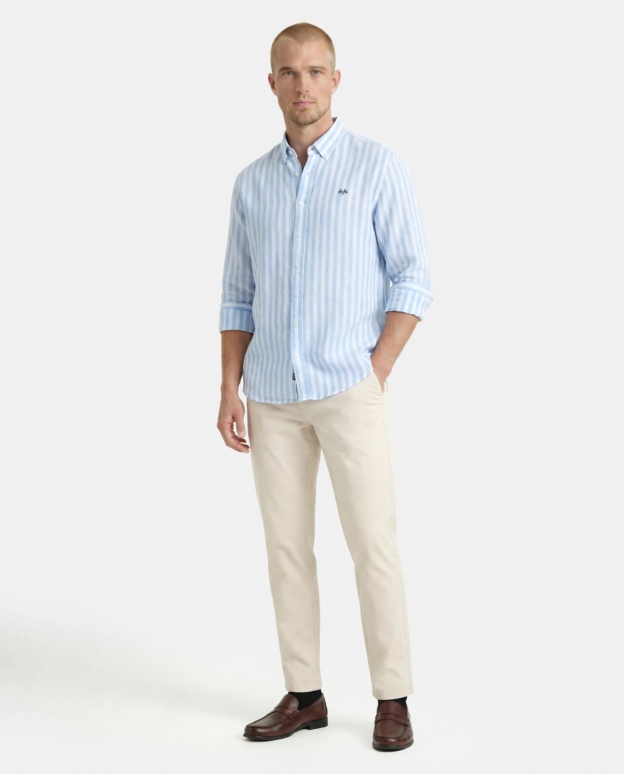 226_104164026l52_000162_8.webp