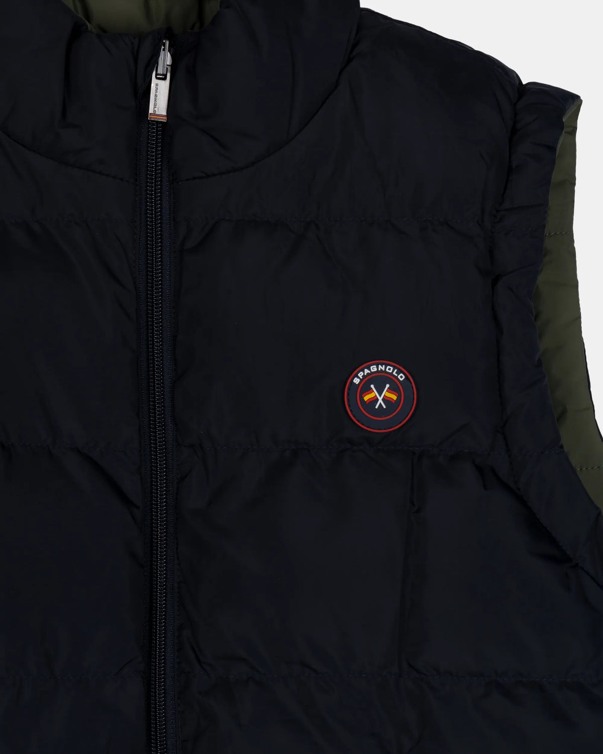 426_214408046t07_006977_6.webp