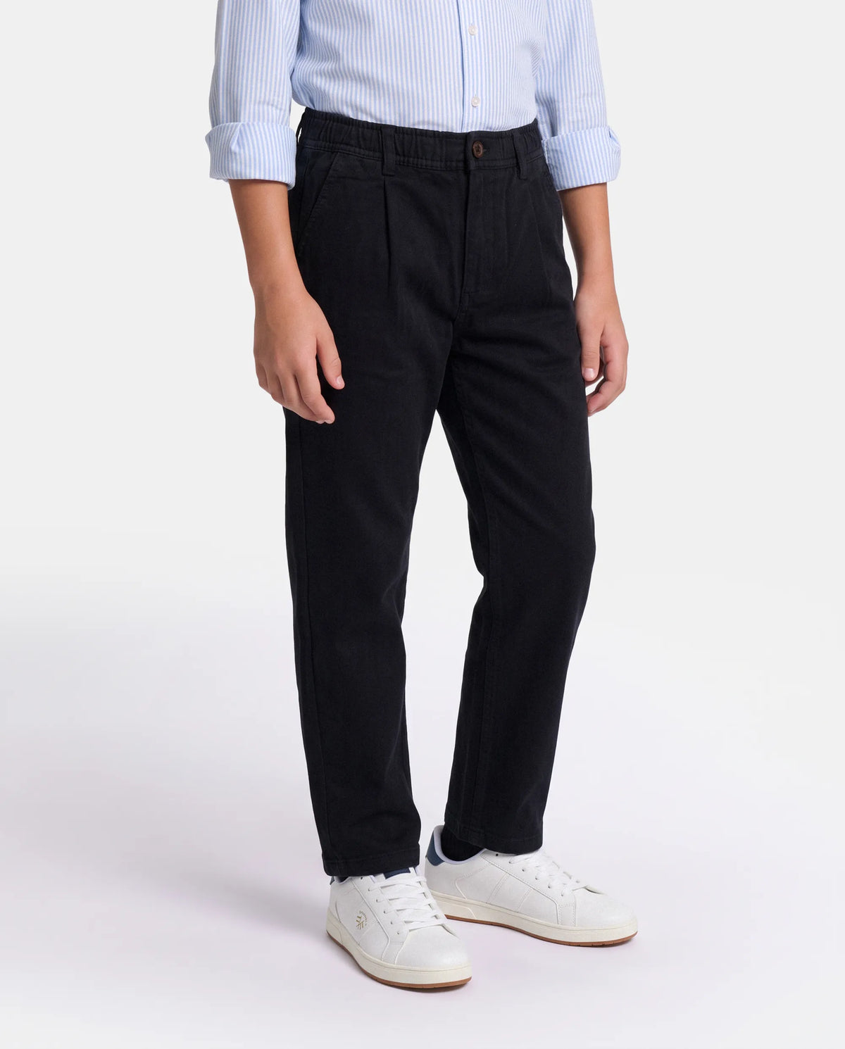 PANTALON JOGGER PINZAS NIÑO AZUL MARINO
